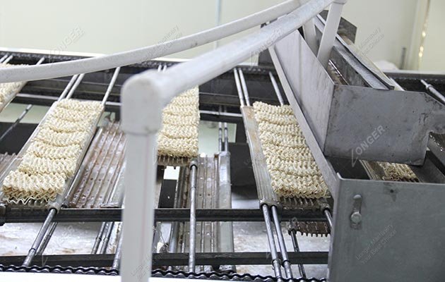 Fried Instant Noodle Making Machine 80000 Bags Manufacturer in China