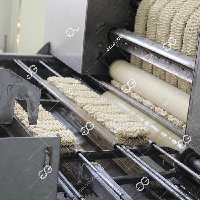 Fried Instant Noodle Manufacturing Plant with 60000 Bags Shift