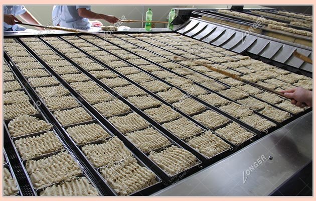 Fried Instant Noodle Production Line 200000 Bags Equipment List